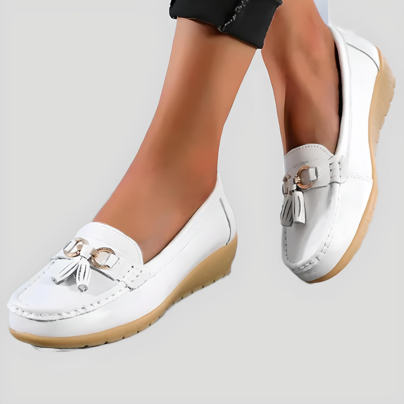 Hannah | Slip-On Shoes with Band Design 2