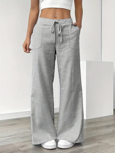 Linda | Women's Wide Leg Pants With Vertical Stripes and Pockets 3
