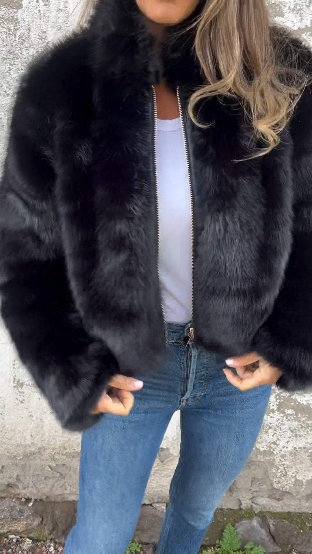Sarah | Women's Faux Fur Jacket With High Collar 3