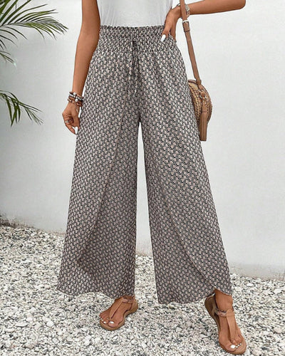 Sophia | Casual Trousers With Elastic Waist and Abstract Print 0