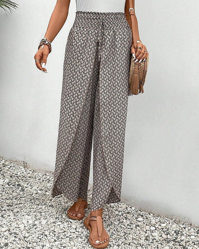 Sophia | Casual Trousers With Elastic Waist and Abstract Print 3