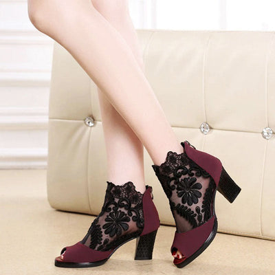 Sophia | Floral Pattern Heels with Moderate Heel Height 4