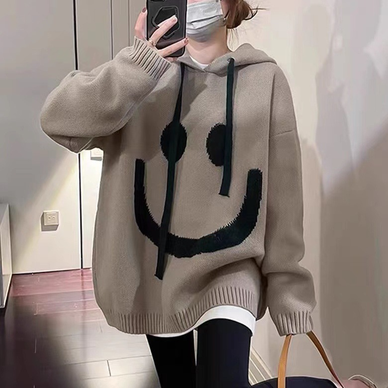 Sophia | Plus Size Hoodie With Smiley Face Print 0