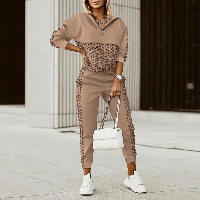 Sophia | Women's Tracksuit Set With Zipper Top and Patterned Accents 1