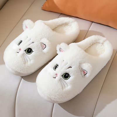Sophie | Women's Slippers With Cat Design 3