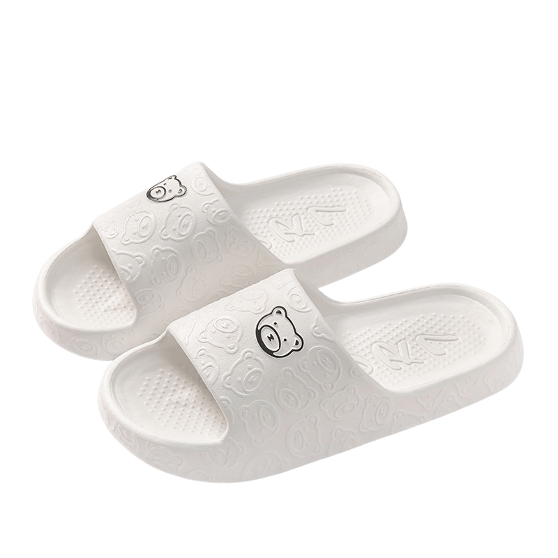 Sophie | Women's Slippers with Cartoon Bear Design 4