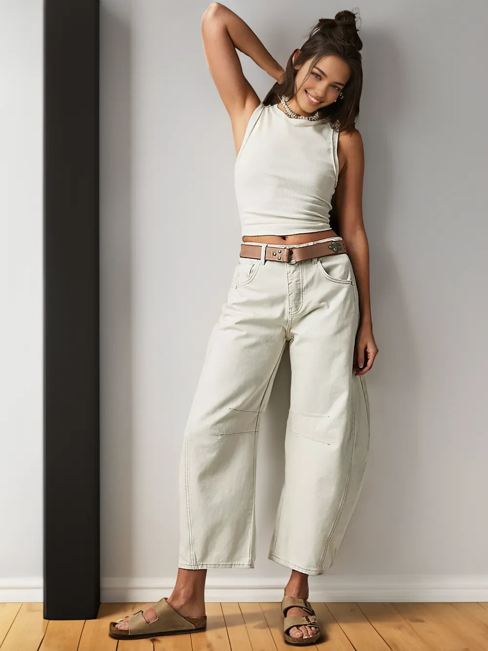 Sophie | Women's Wide Leg Jeans With Seam Details 2