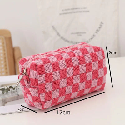 Women’s Makeup Bag Checkered Design Zipper 4