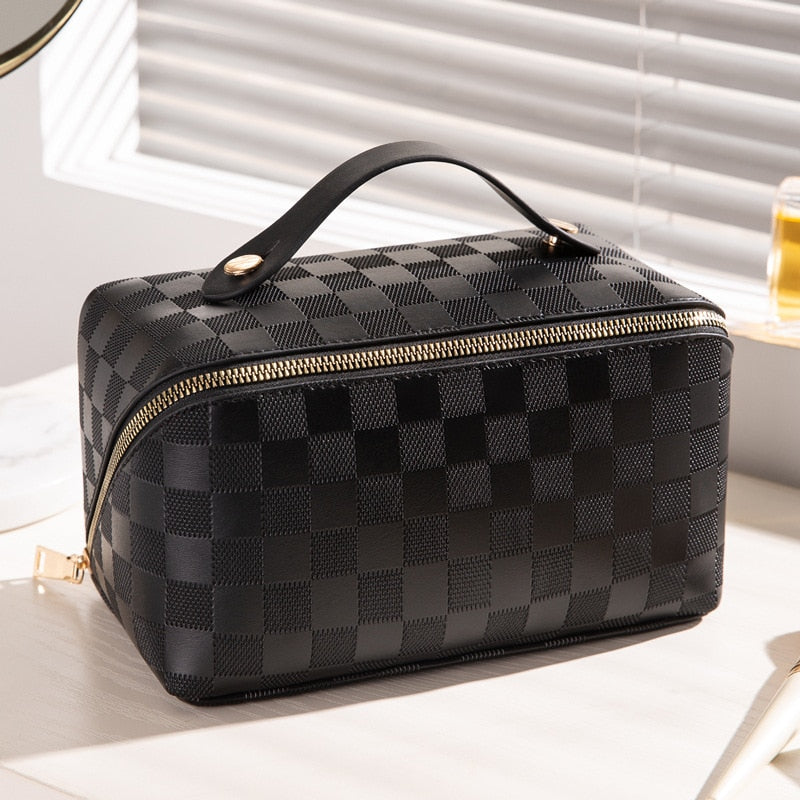 Women’s Makeup Bag Checkered Design Zipper 5