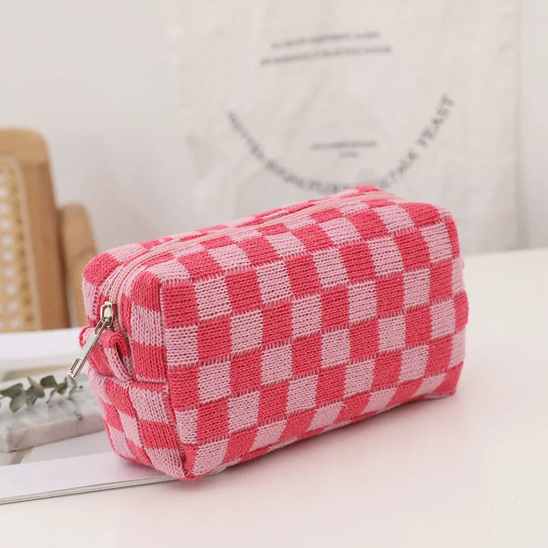 Women’s Makeup Bag Checkered Design Zipper 5