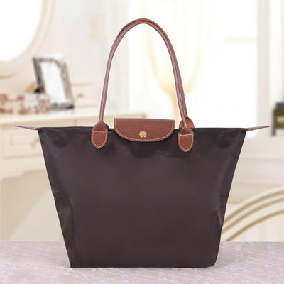 Women’s Shoulder Bag Spacious Interior 2